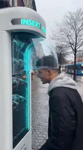 Insert head, receive drip ✂️🤖 #InsertHead #AutoBarber #TikTokTech #FadeOnTheGo #FutureCuts 