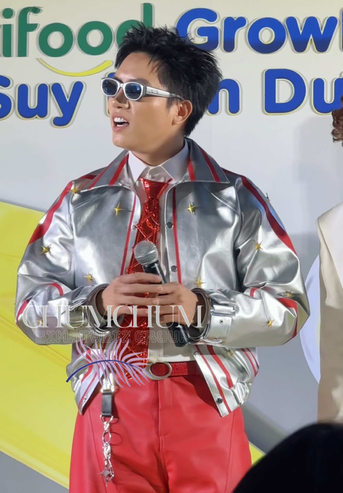 Qua chời bé Voi hơn thua với các bé còn lại tại ngày hội Vẽ chuyện lớn của Nutifood GrowPlus+ #NutifoodGrowPLUS #Ngayhoivechuyenlon  #NutifoodGrowPLUStangcan #SuyDinhDuong #NutifoodGrowPLUSbychumchum #chumchum