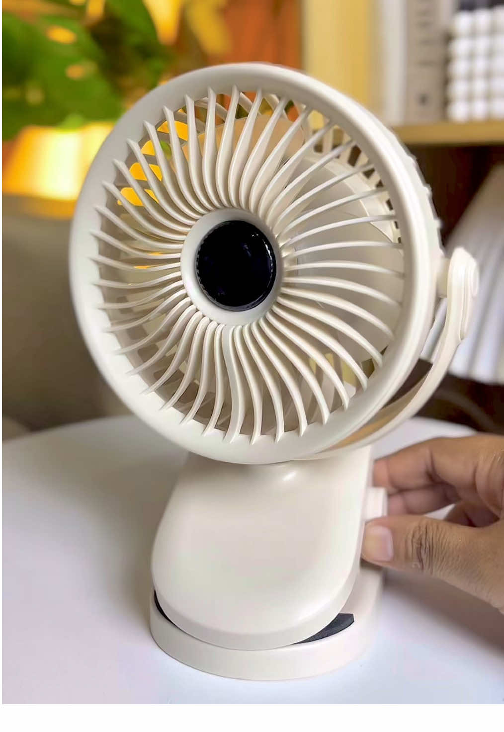 พัดลมตั้งโต๊ะ#พัดลมตั้งโต๊ะ#พัดลมไร้สาย #พัดลมพกพา#พัดลมแบบหนีบ