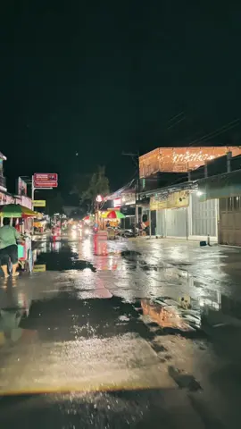 Suasana malam Ketanggungan after rain🌧️#CapCut #ketanggungan #brebes24jam #afterrain 
