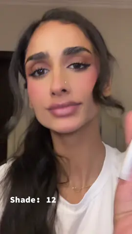 تعالوا نشوف مع نجوان تجربتها لمحددات لوكا الجديدة😍🤎!! #لوكا #محددات_شفايف #loca #ميكب #خريف🌒 