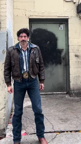 Jacket: 1940s leather jacket Shirt: 1990s wrangler Brushpopper  Jeans: wrangler 13mwz cowboy cut  #OOTD #vintage #westernwear #wrangler 