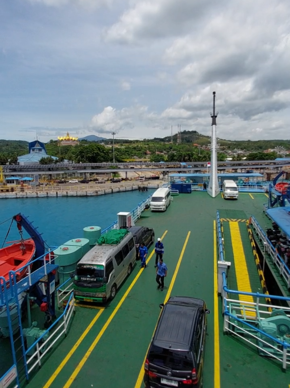 Port of Bakauheni, Lampung #pelabuhanbakauheni #lampung #luruhcintaku #pelaut #fyppppppppppppppppppppppp 