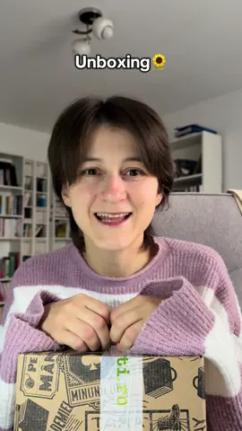 Unboxing @Cărturești 📖, filmat când m-am trezit 🫠👀🌻📚#booktokromania #tiktokromania #unboxing #bookhaul #carti 