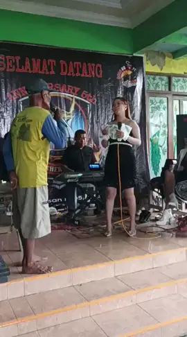 suara emas mbah tejo klampisan di acara aniversery PANTHER NGAWI yg ke-5