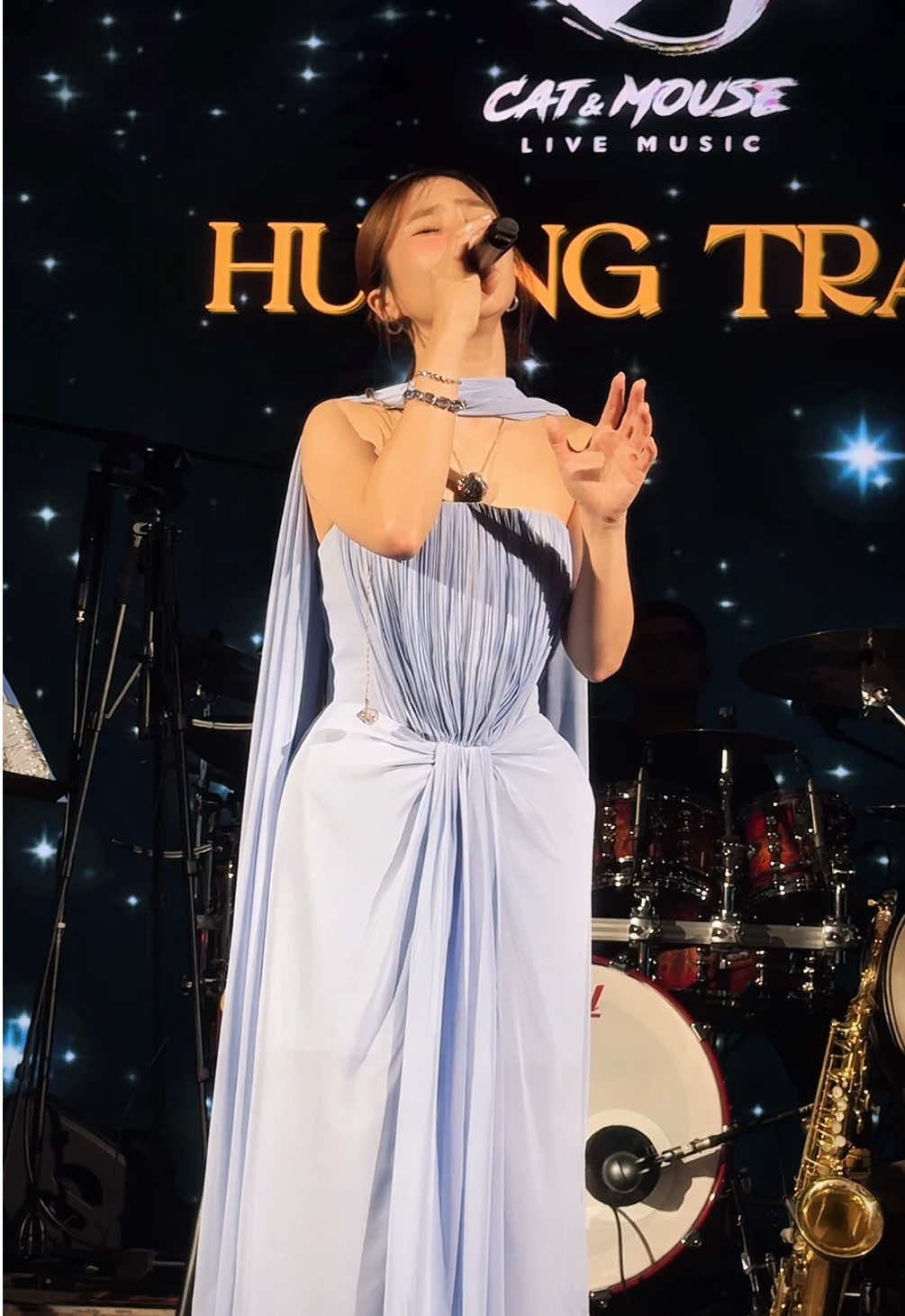 Spoil nhẹ chút xíu thôi… vì nôn quá rồi 😳 “ƯỚC ANH NHIỀU NỖI BUỒN” – hẹn cả nhà 20h, 11.11 cùng nghe full nha ✨  #HuongTram #CharmyPham #UANNB #UocAnhNhieuNoiBuon 