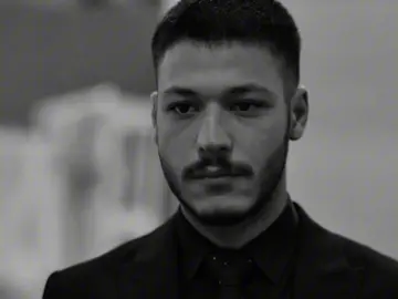 اكشين المسكينه😢. . . !#celasun #akşın #çukur #foryou #explore 