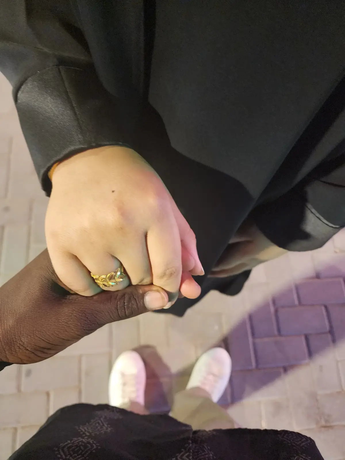 جمالج حاير بوصفه جمالج غير عن غيرج جمالح زاد عن حده مثل نجمة بسمة تلالي ولغيرج ما بچت عيني الج كلبي والج روحي ولغيرج مانطيت الروح بس انت الوحيدة تلوكلج روحي🥹 #لايكات 