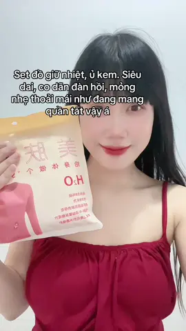 Mặc bộ này ở trong giữ nhiệt cực kì tốt, không cần mặc quá nhiều lớp mà vẫn đủ ấm/ Ai ủ kem thì quá hợp, tại vì nó ôm sátttt body lại mỏng nhẹ và siêu co dãn nữa