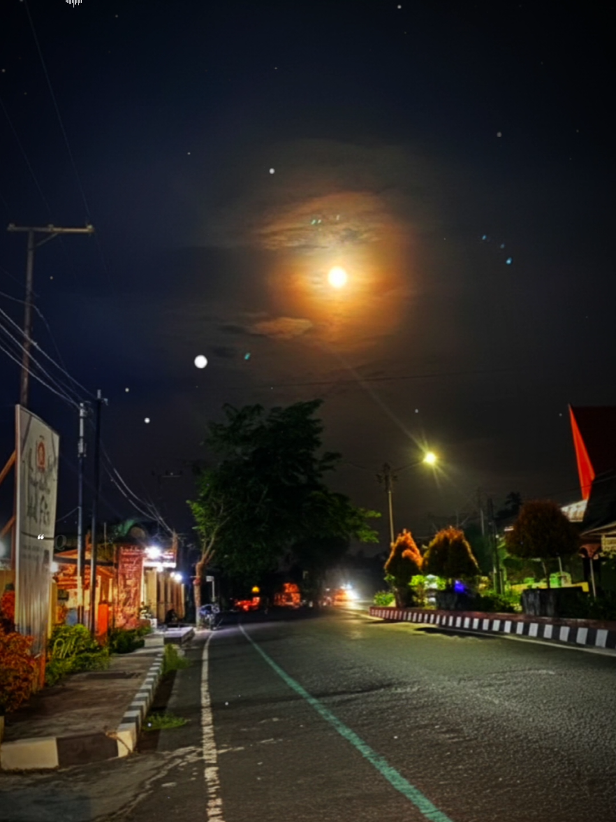 Những khi buồn.... #nhachaymoingay  #xuhuong2025  #foryou  #fyp  #tienst83 