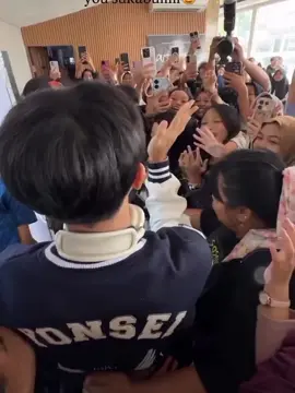 Selamat yaa buat Korizen yang udah ketemu kak Kori di Sukabumi 😊 @sptrakori_ 