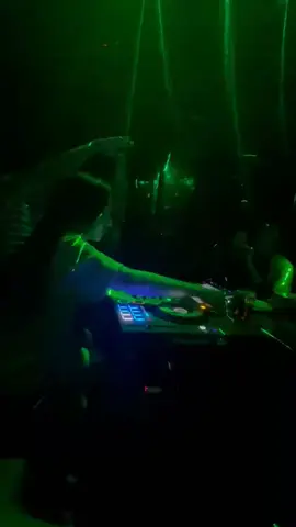 nói đi hát mà không ai chịu tin 🙄