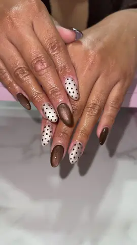 🐻🍂 IG: nailedbyashleyy_ #fallnails #houstonnailtech #fyp #chromenails #nailart 