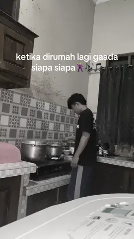 jogetin aja🕺🎶😄#fyp#lewatberanda #jangandiskip 