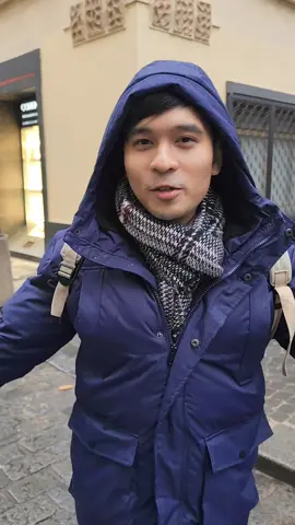 Contexto: El vivió en Checa por 2 años y fuimos a visitarlo. Según el ya conocía la historia... #republicacheca🇨🇿 #turismo #comico #humor #historia 