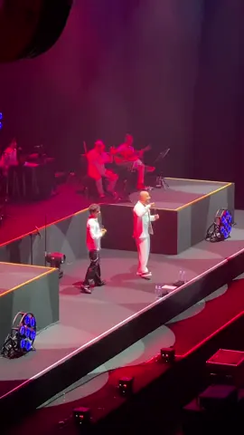 Qalbi fil Madinah - Maher Zain feat Harris J at Istora Senayan tonight 😍