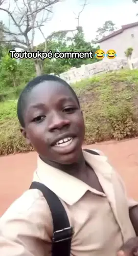Himra toutoukpé comment 😂😂😂. Le bodouin devenu kpé @Himra @Didi B 🚀🚀🚀
