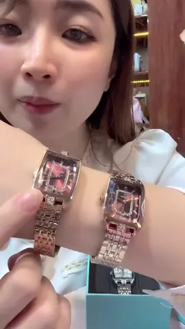 Cari Kado Spesial? Jam Tangan Vianova Elegan ini pilihan paling sempurna! Mewah, elegan dan berkelas 😍❤️ #jamtangan #OOTD #kado #fyp #racuntiktok 