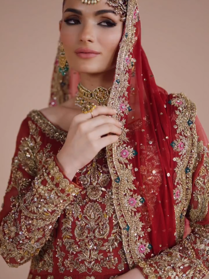 For more information +923136837518 We can Customize any outfit the way you want including Color, Size, Embroidery, Embellishments, Designs and Patterns. Deliver worldwide stitched & customized stitching. 95% of our customers believe that the product is as shown in the pictures.#foryou #pakistanifashion #londonfashion #washingtondc #unitedkingdom 