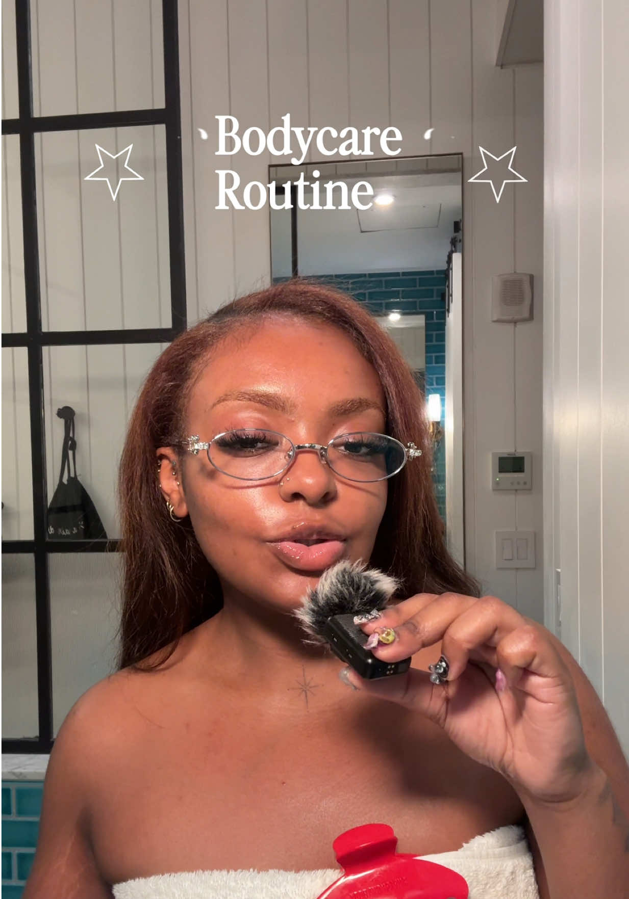 My exfoliating bodycare routine in New York. I also use a Japanese wash cloth  @Supernova Body @Josie Maran @Vichy Laboratoires  #skintok #estheticiantiktok #sotd #perfumetiktok #everythingshower 