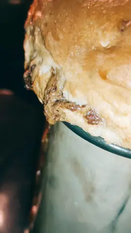 Ce făcui eu aci și miroase a caramel?#ce #caramel #tatilacratita #fyp 