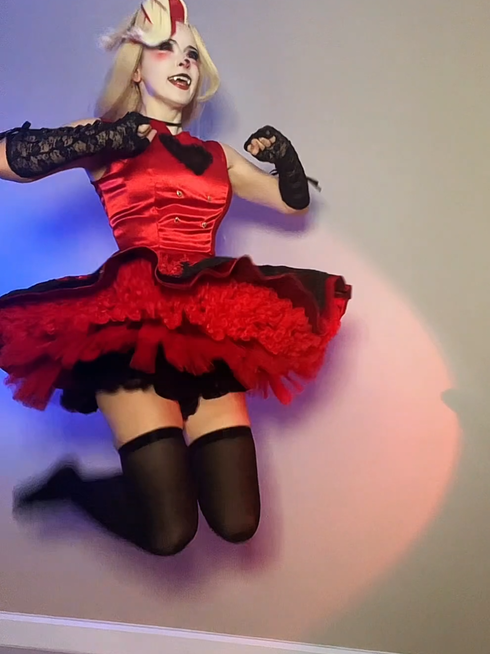 I'm late with the trend but I wanted to show flying skirt ❤️ it's so fluffy 😍 #cosplay #hazbin #charliemorningstar #hazbinhotel 