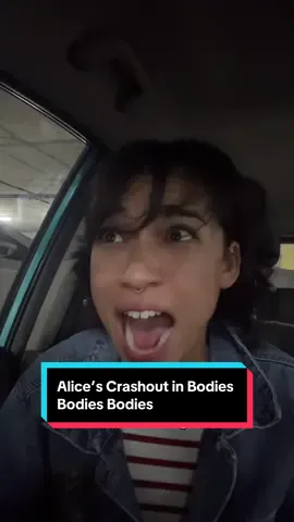 The other people waiting in the parking lot: 👁️👄👁️ #bodiesbodiesbodies #rachelsennott #humor #crashout #acting @Rachel Sennott 