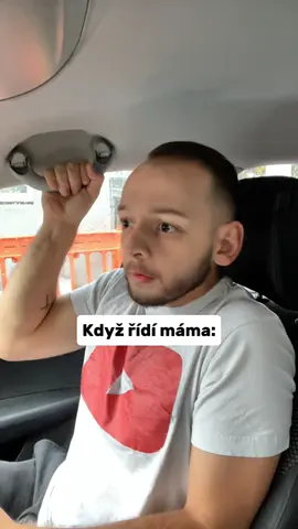 Když řídí máma 🚗