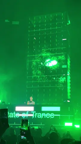 #asotmexico2025 @Armin van Buuren 