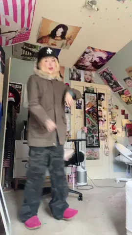 #yuuri #girlslasttour #cosplay #manga #fyp 