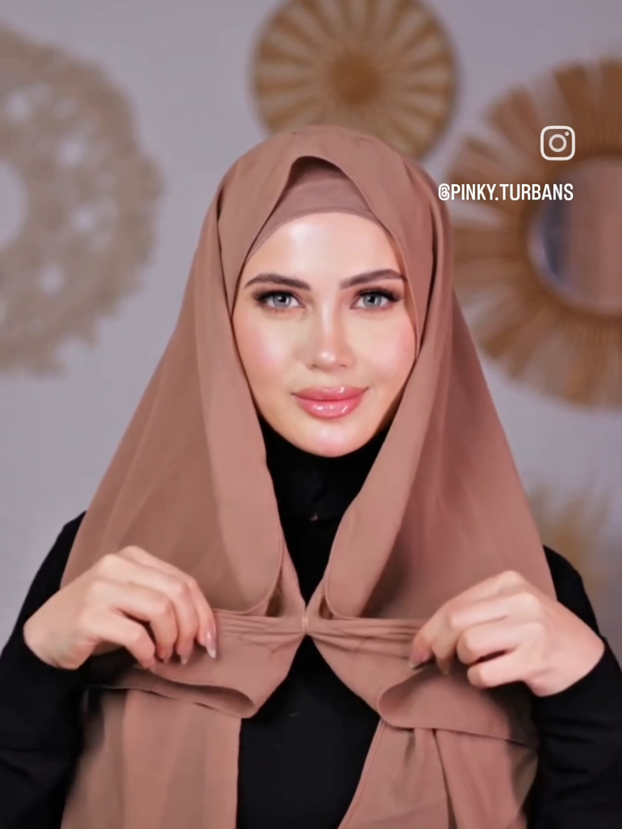 New collection🔥🔥 ايزي اسكارف شيفون متصل ببندانه قطن نفس اللون وبيتقفل من قدام بمغناطيس متاح الوان مختلفه متاح جمله وقطاعي⁩ لطلب الاوردر علي الرسائل او واتس اب  01284219117 ‏‎‏#turbanworld #turbanEgypt #pinkypinky #pinkyturbans #turbanwoman 