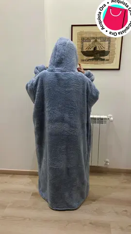 🩵 Comfort Assoluto, Calore Totale! Scopri la felpa oversize con cappuccio più morbida e accogliente dell’inverno! Perfetta per rilassarti sul divano, guardare un film o lavorare da casa avvolta nel calore. Super soffice, taglia unica e con maxi tasca frontale per mani sempre calde. 🔥 Una volta indossata, non vorrai più toglierla! #FelpaOversize #ComfortStyle #InvernoCaldo #IdeeRegalo #TendenzaTikTok