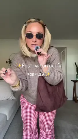 Gingham pants+Sweater+statement shoe= cutest, classy fall outfit perfect for postpartum😍 OUTFIT IS 🔗 in my SF! #postpartumfriendly #postpartum #falloutfitinspo #postpartumoutfits 