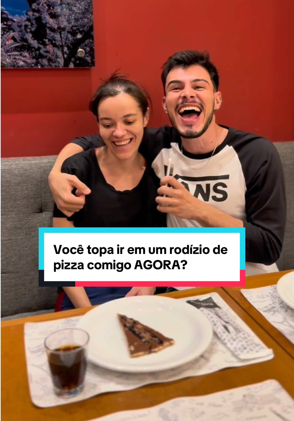 Você topa ir em um rodízio de pizza comigo agora??? 😱😱 *publi 