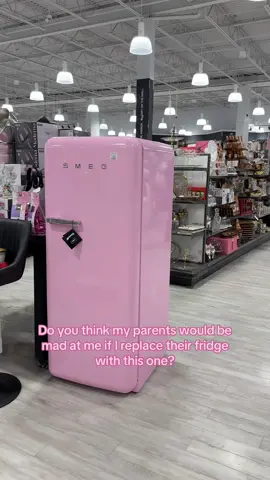 It’s soooo cute 💗💗 #homesense #smeg #pink #shoppingaddict #homesensefinds  @homesensecanada 