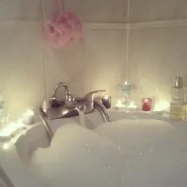 a november night #aestheticevening #selfcaretiktok #sundayreset #pink #nicheaesthetic 