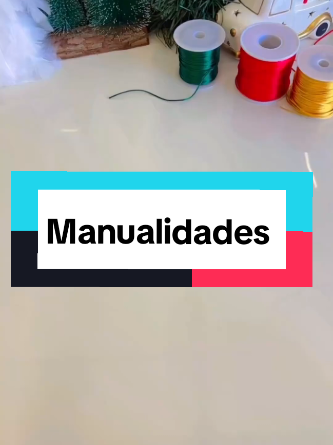 Sigueme para mas videos de Navidad🎄☃️ . . . . . . #christmas #navidadentiktok #espiritunavideño #fyp #navidad2025 