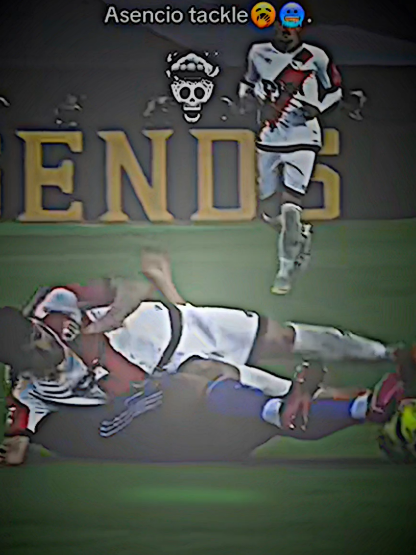 اسينسيو ☠️🔥 +البروجكت بقناتي تليكرام بل بايو #تصاميم_فيديوهات🎵🎤🎬   #ريال_مدريد #برشلونه #كره_القدم #كرستيانو_رونالدو 