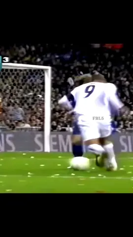 Yamal is Nowhere near the Level of Young Ronaldo🌟 #footballislife4_ 