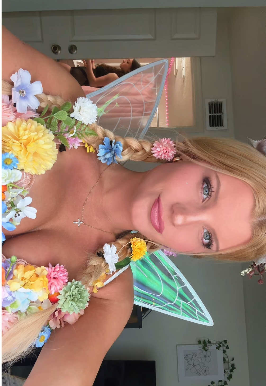 another transition for ur feed 😊😊 #edc #edcorlando #festival #DIY #fit 