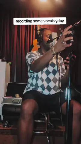 recording some vocals in the studio yday. recording yourself is one of the wildest experiences a human can do but vocal production is where my heart lies in the studio #vocalproduction  #songwriter #musician #recodding 