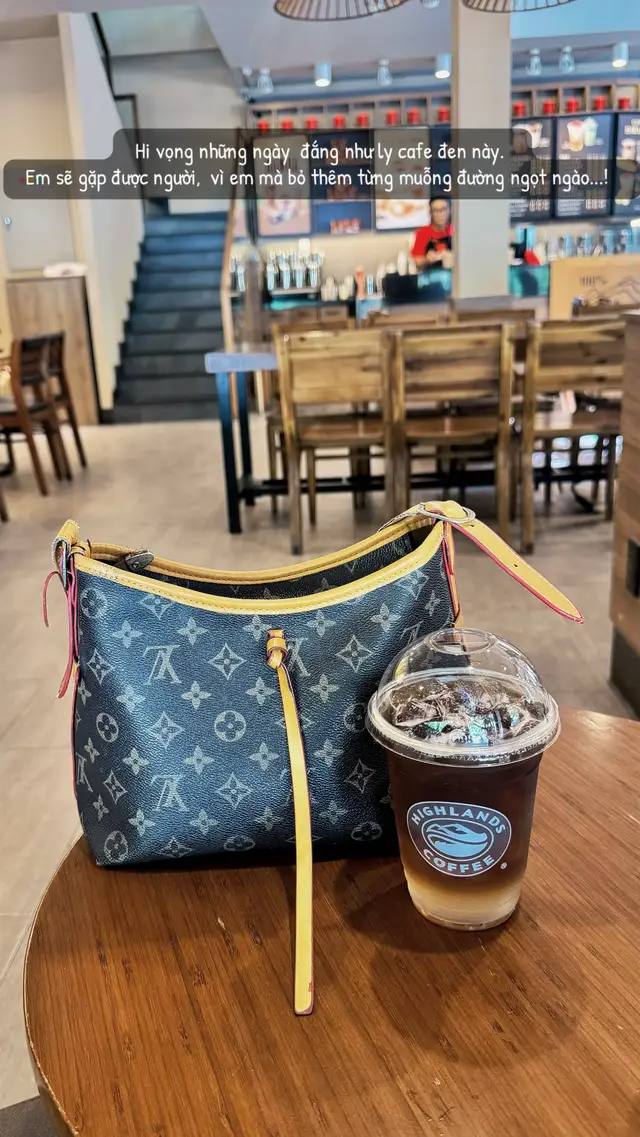 #1995 #highlandscoffee #ilovetiktok #mylife 