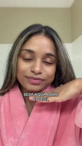 Brightening my undereyes using @belif USA Aqua Bomb EyeGel  #belifusa #skincareroutine #brighteningundereye #skincaretips #skincarerecommendations 