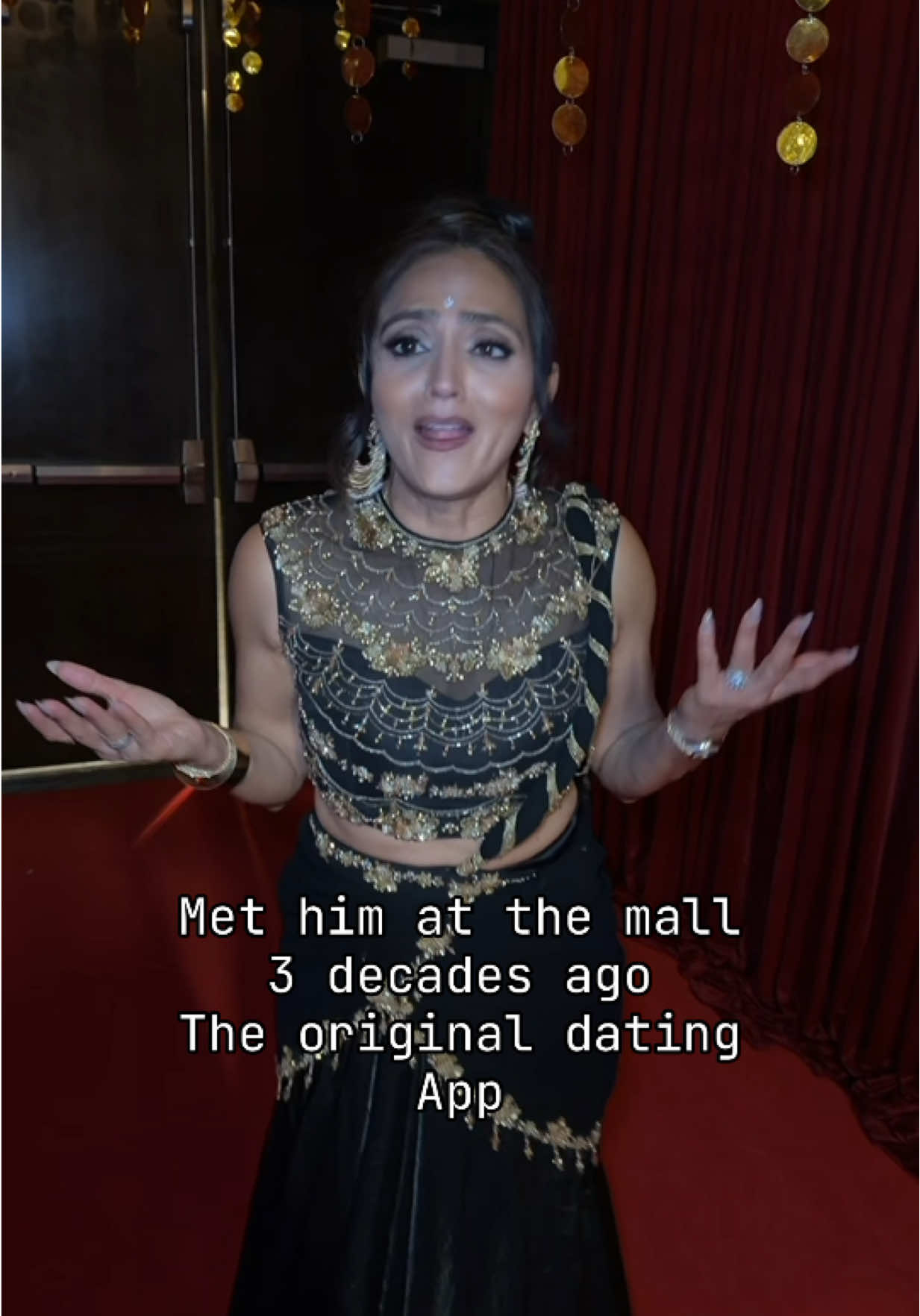 Shout out to queens center mall 🙌🏽 #queensny #husbandwife #couplescomedy #trending #funnytiktok 