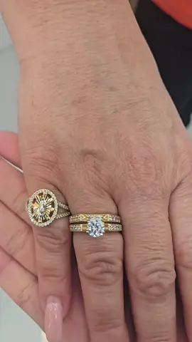 #4765sw8thstcoralgables #yorkjoyeria #LAPUTABESTIADEMIAMI 