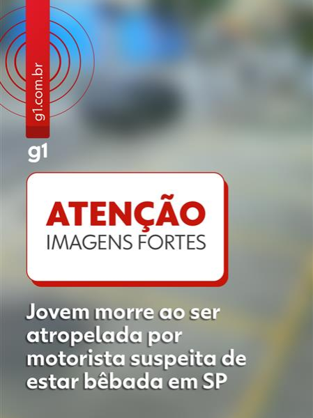 #SãoPaulo - Uma jovem de 24 anos morreu ao ser atropelada na manhã deste domingo (9) por uma motorista bêbada na Vila Medeiros, na Zona Norte de São Paulo. A motorista, também de 24 anos, fugiu sem prestar socorro, mas foi presa depois. Por volta das 7h40, a vítima caminhava pela calçada e ia atravessar a rua na faixa de pedestre quando foi atingida e arremessada para o alto com força pelo carro, que parecia estar em alta velocidade. Uma câmera de segurança da rua flagrou o momento do impacto. No vídeo acima, a imagem foi congelada momentos antes do atropelamento. Segundo a Secretaria da Segurança Pública, a motorista foi encontrada depois e presa por embriaguez ao volante, atropelamento, homicídio e omissão de socorro. #g1  #tiktoknotícias #acidente #SP