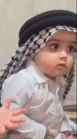 أدبج أدبج😂#عبوسي #زوزو #لايكات #صعدو #مشاهير #مشاهير_تيك_توك #اطقال #حلويات 