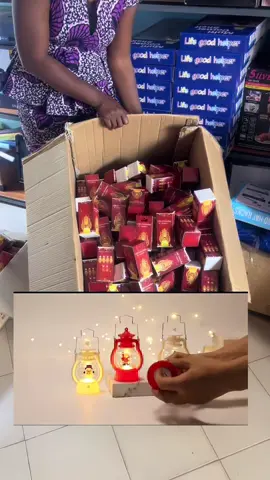 Lampe de Noël 🎄, lumière led pour décoration, fête de nouvelle année. 10 pièces à 6.000fr. #BonPlanTikTok #tiktokviral #noel #decoration 