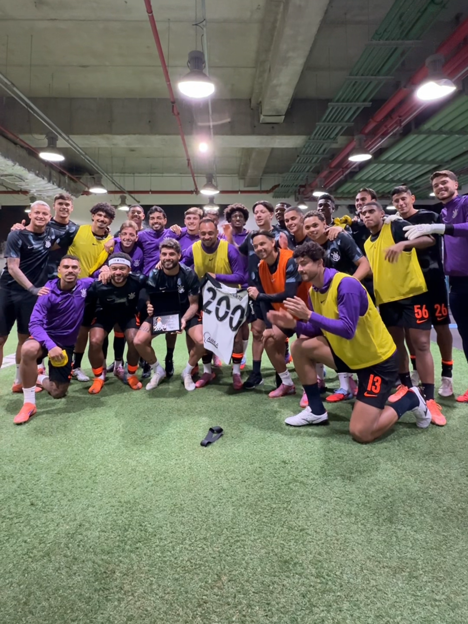 2️⃣0️⃣0️⃣ vezes Yuri Alberto! 👏🏽 São 200 jogos do nosso camisa 9️⃣ com a camisa do Timão! ⚫⚪ #SCCPxCEA #VaiCorinthians  #TikTokEsportes  #TorcidaTikTok