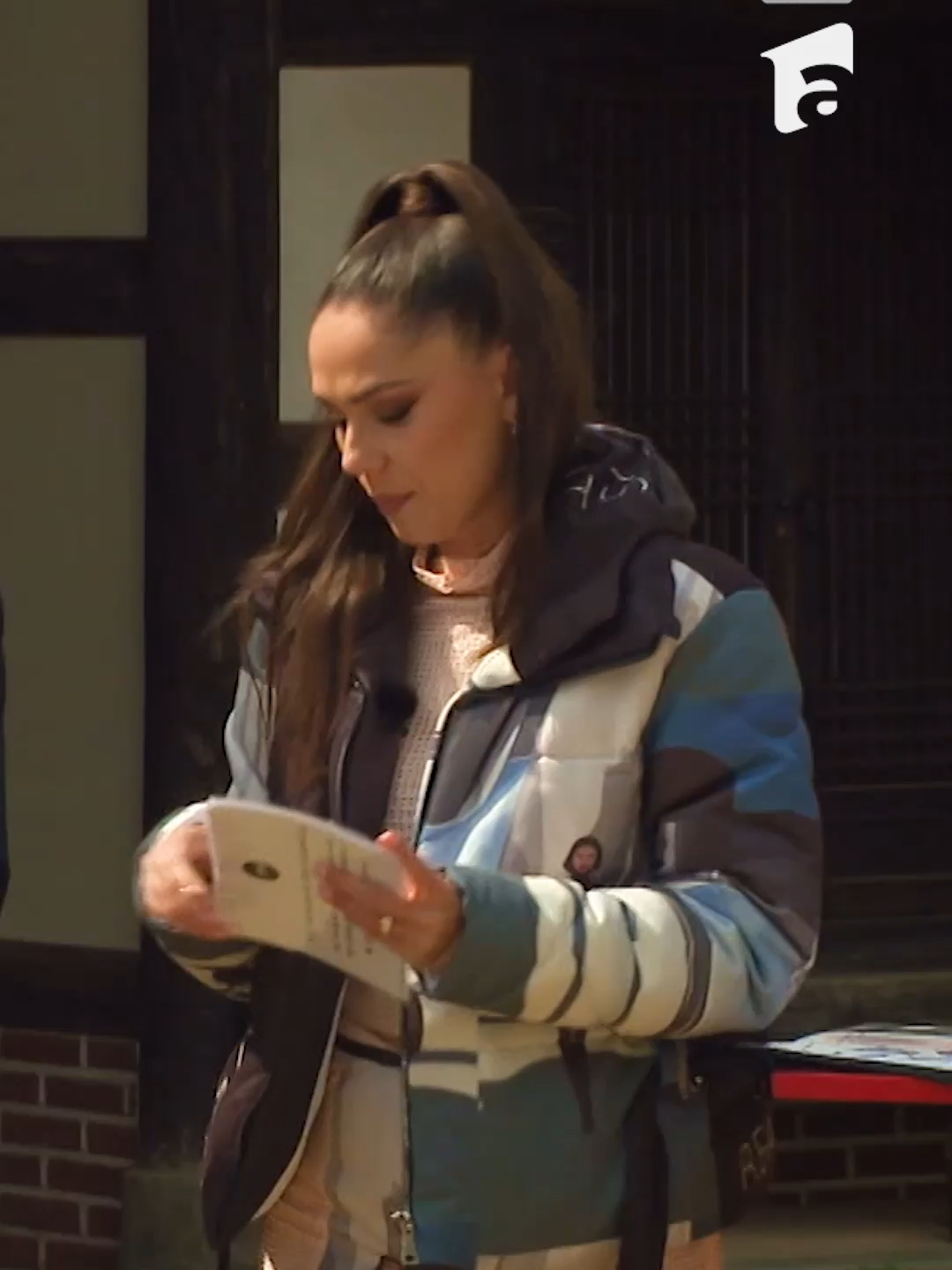 Alex și Ștefan pleacă primii în cursă, iar Irina le-a pregătit tuturor un avantaj care le va fi de folos la autostop, dar și la căutare cazării.#asiaexpressromania #viralromania #antena1 #showtv #fyp #fypromania